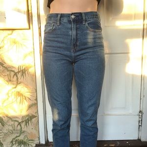 Women’s mom jeans